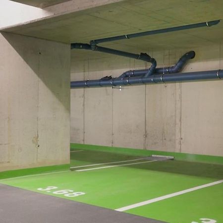 Premium City Apartment With Balcony! Free Garage Parking Included! 维也纳 外观 照片